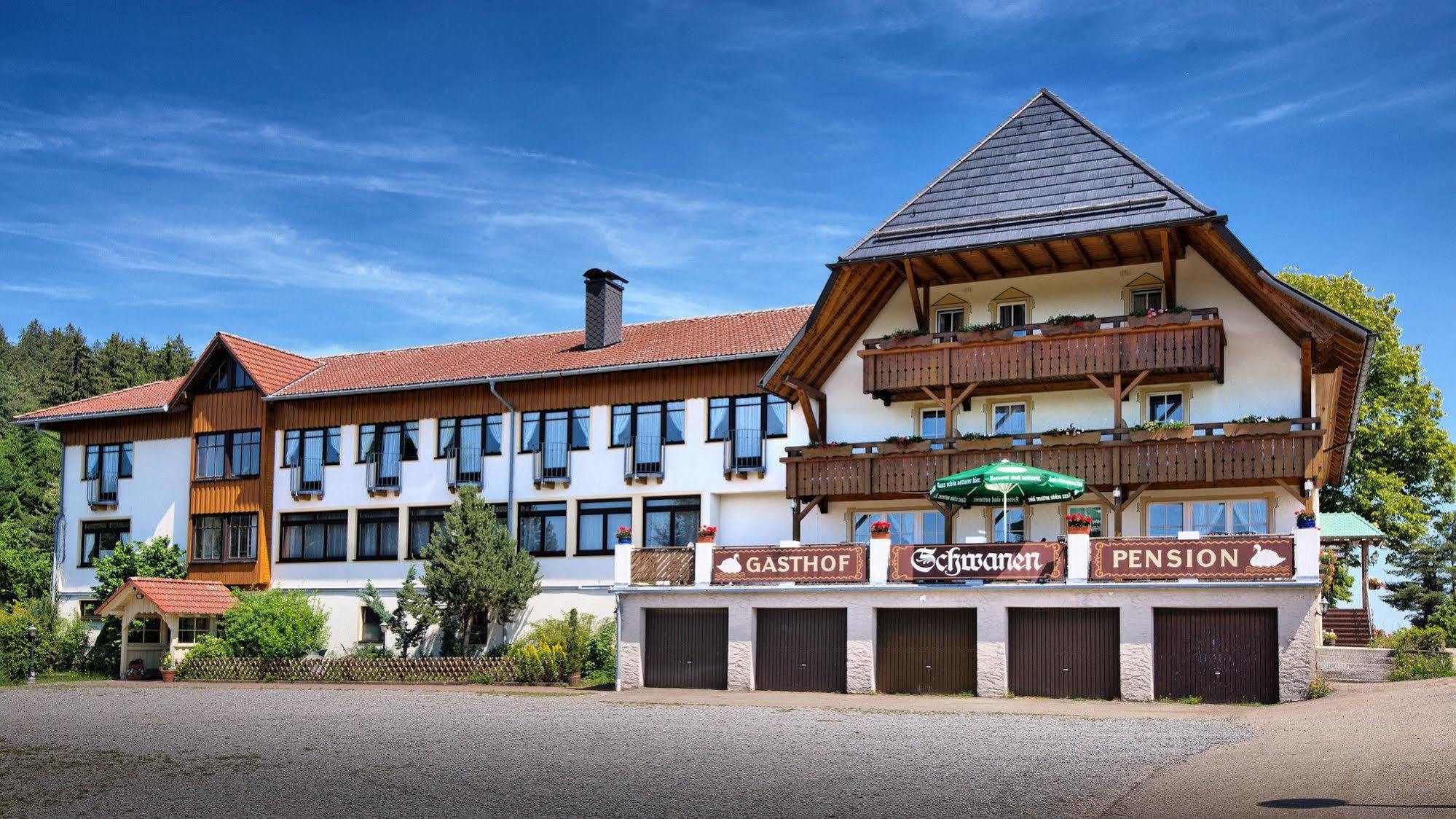 Landgasthof Zum Schwanen Хорнберг Экстерьер фото