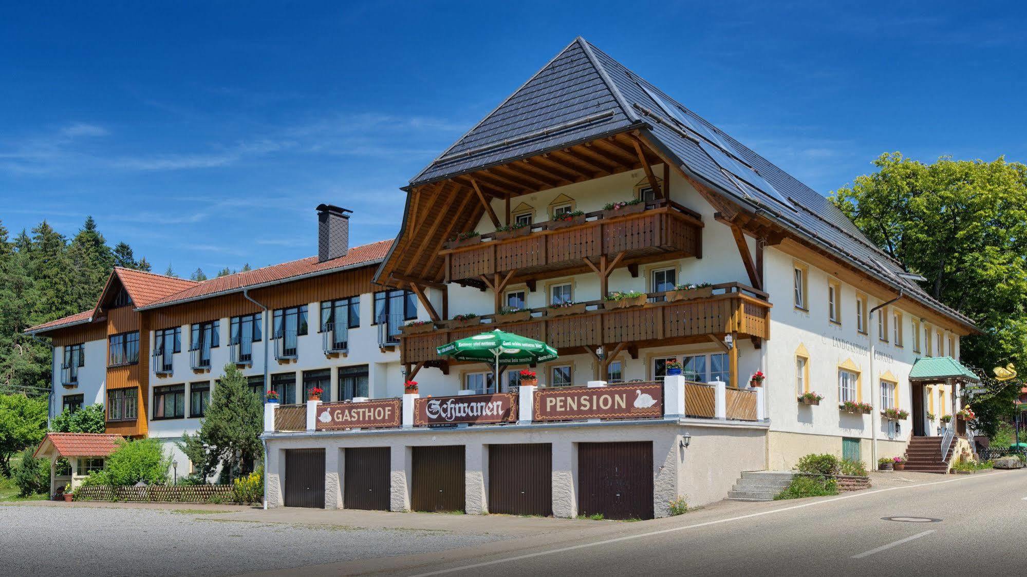 Landgasthof Zum Schwanen Хорнберг Экстерьер фото